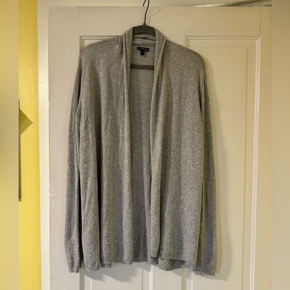 Express Lightweight Grey Detailed Back Seam Open Front Cardigan• Large - Picture 3 of 6